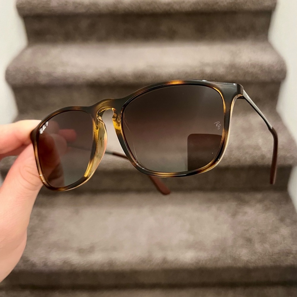 NEW Polarized Ray-Ban RB4187 CHRIS Brown Gradient 54-18